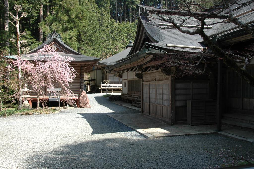 高野山 宿坊 不動院 -Koyasan Shukubo Fudoin- Extérieur photo