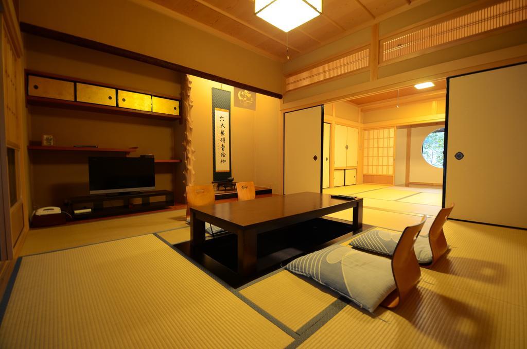 高野山 宿坊 不動院 -Koyasan Shukubo Fudoin- Extérieur photo